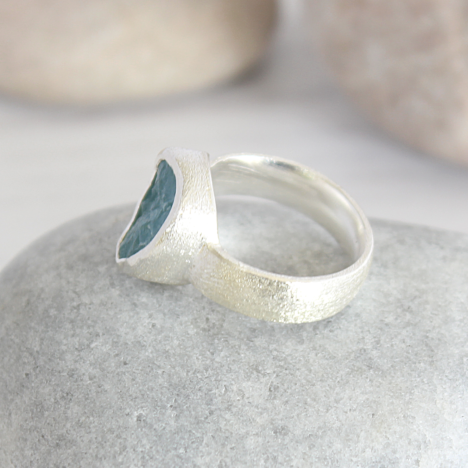 aquamarine-gemstone-silver-ring-ri026c