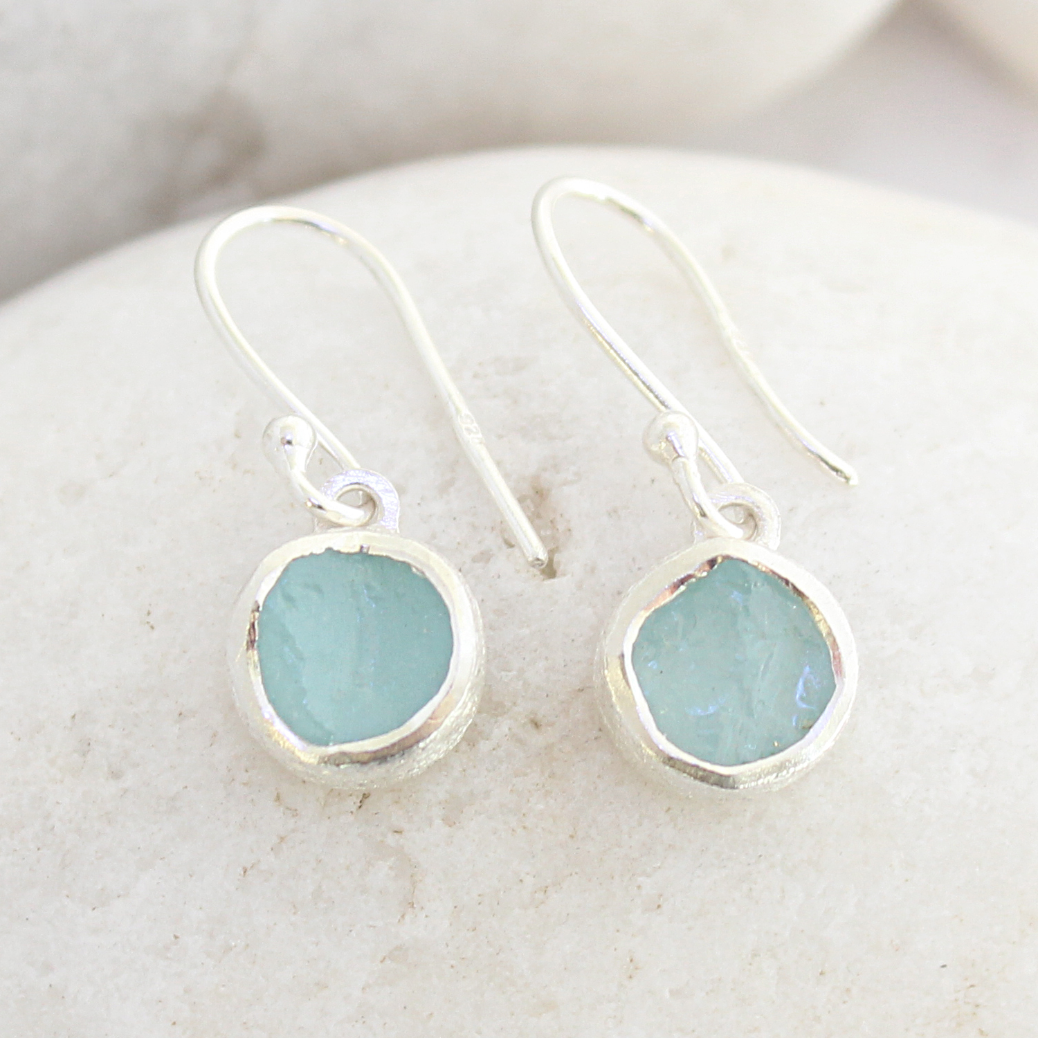 aquamarine-round-gemstone-earrings-EA030