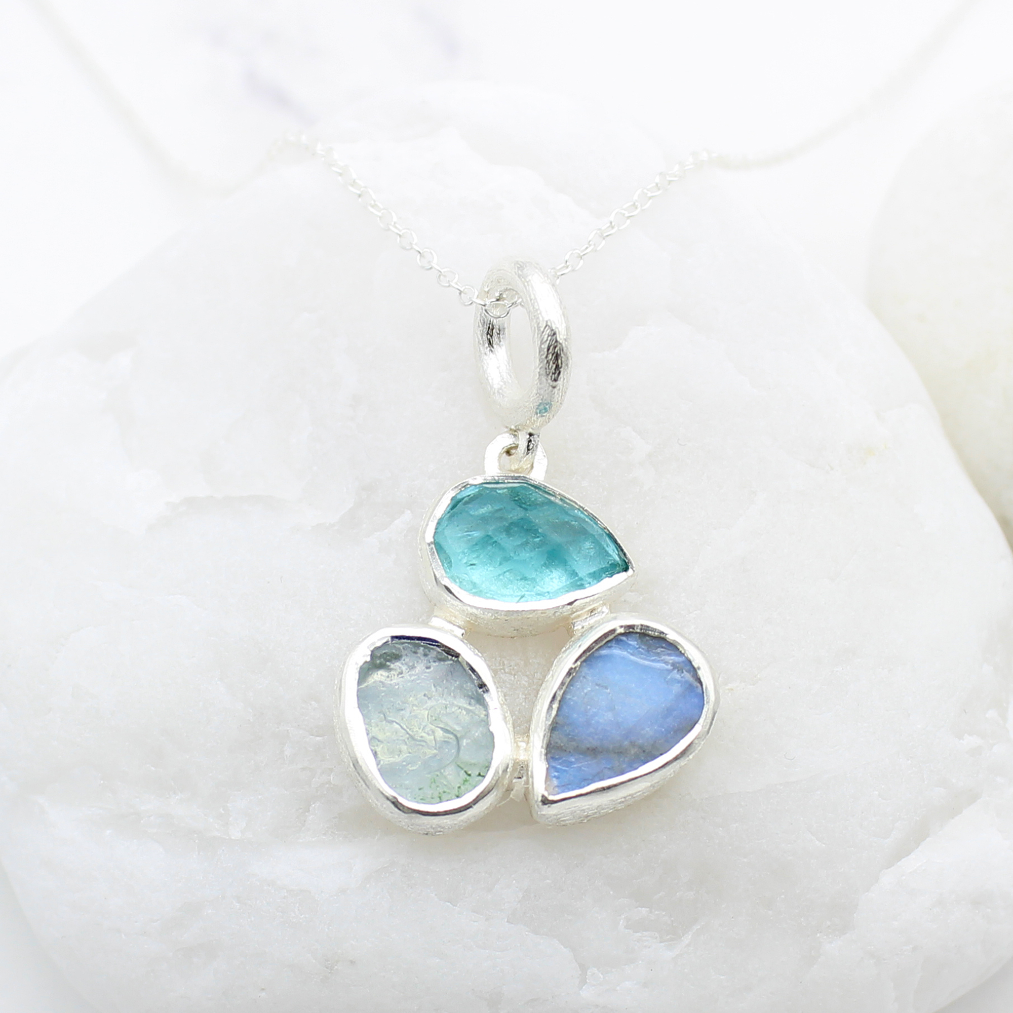 aquamarine-apatite-moonstone-gemstone-petal-silver-pendant-pe091