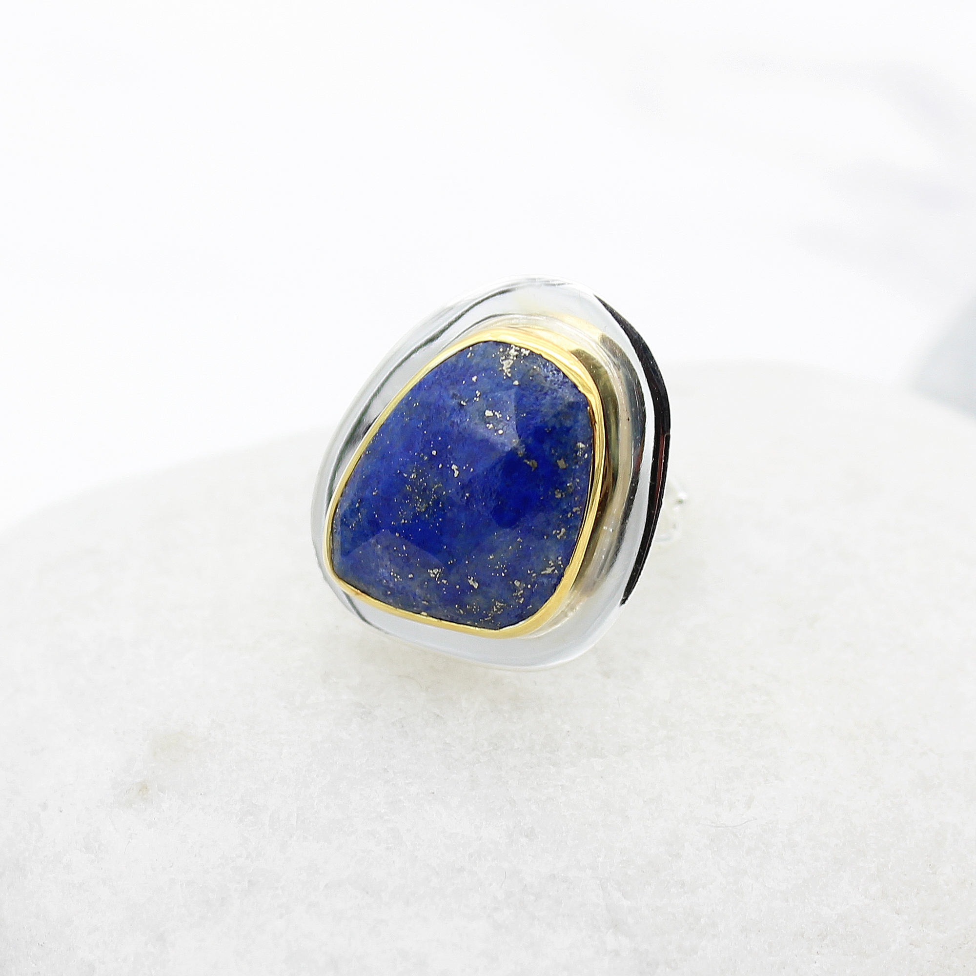 lapis-lazuli-gemstone-silver-ring-RI045d