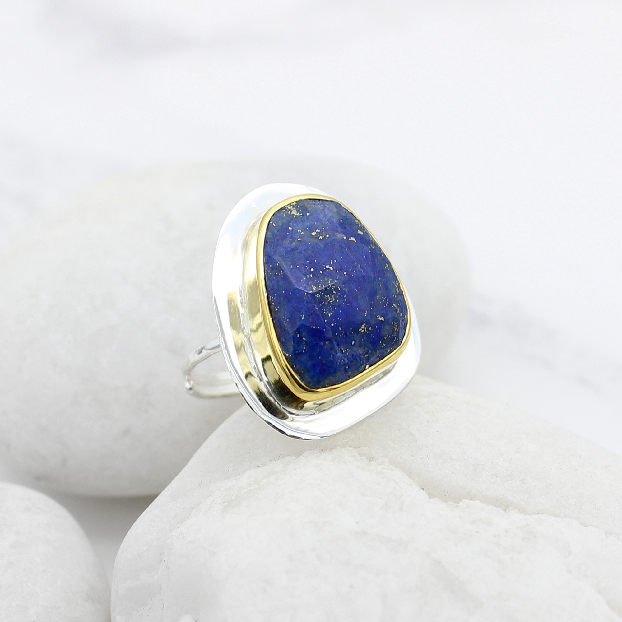 lapis-lazuli-gemstone-silver-ring-RI045g