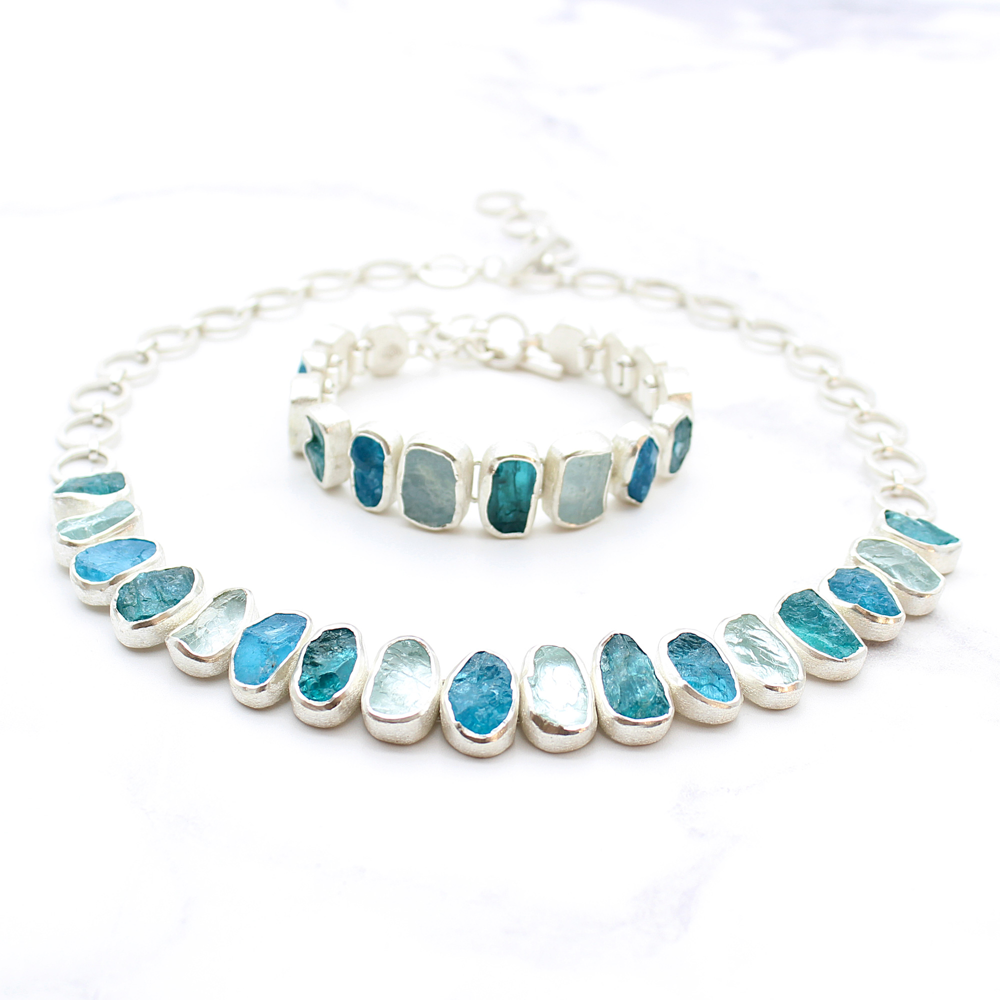 aquamarine-apatite-necklace-bracelet-ne045