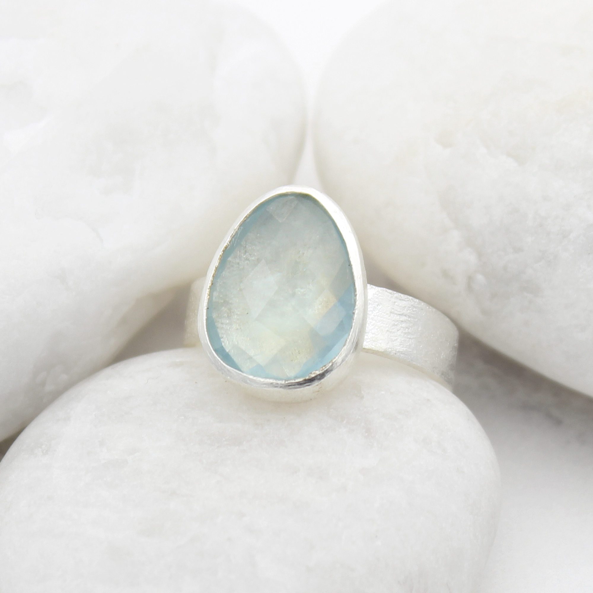 aquamarine-sterling-silver-ring-ri048e
