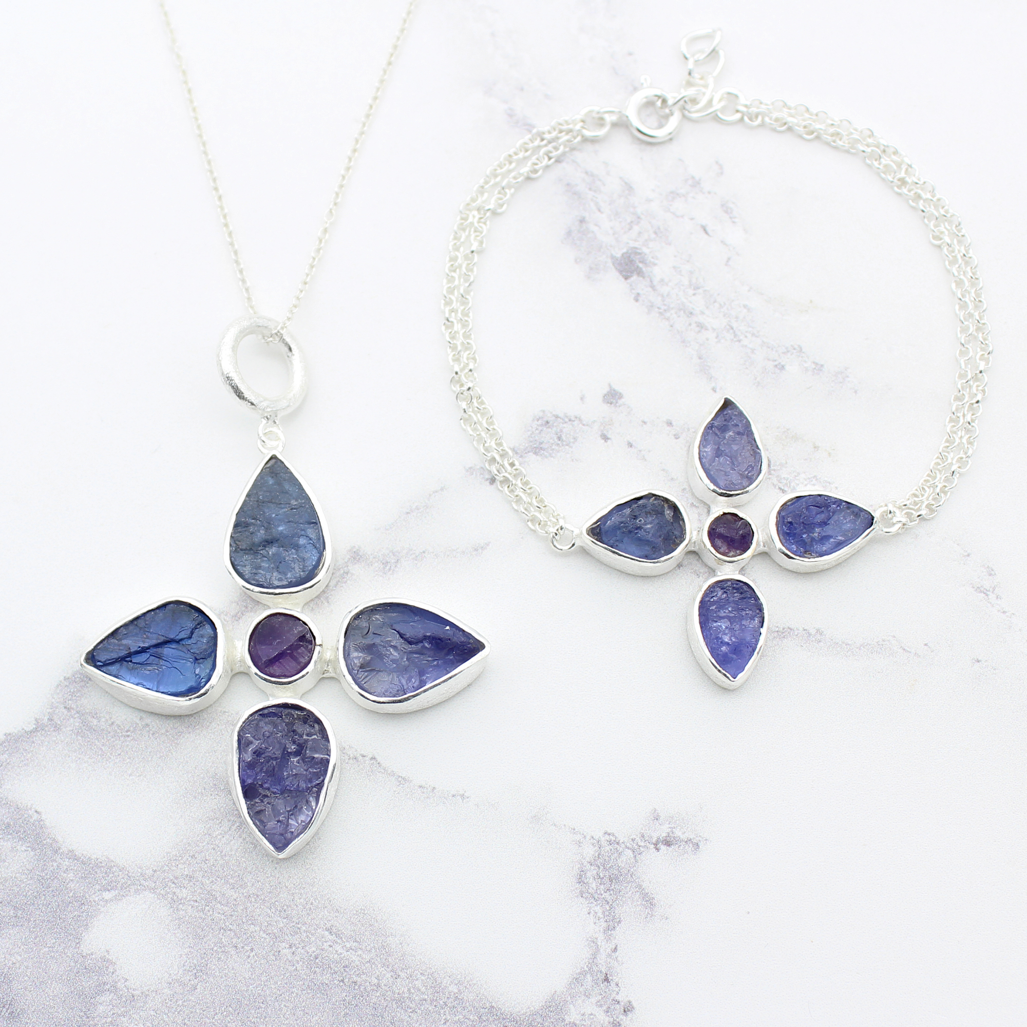 tanzanite-and-amethyst-silver-bracelet-and-pendant-set
