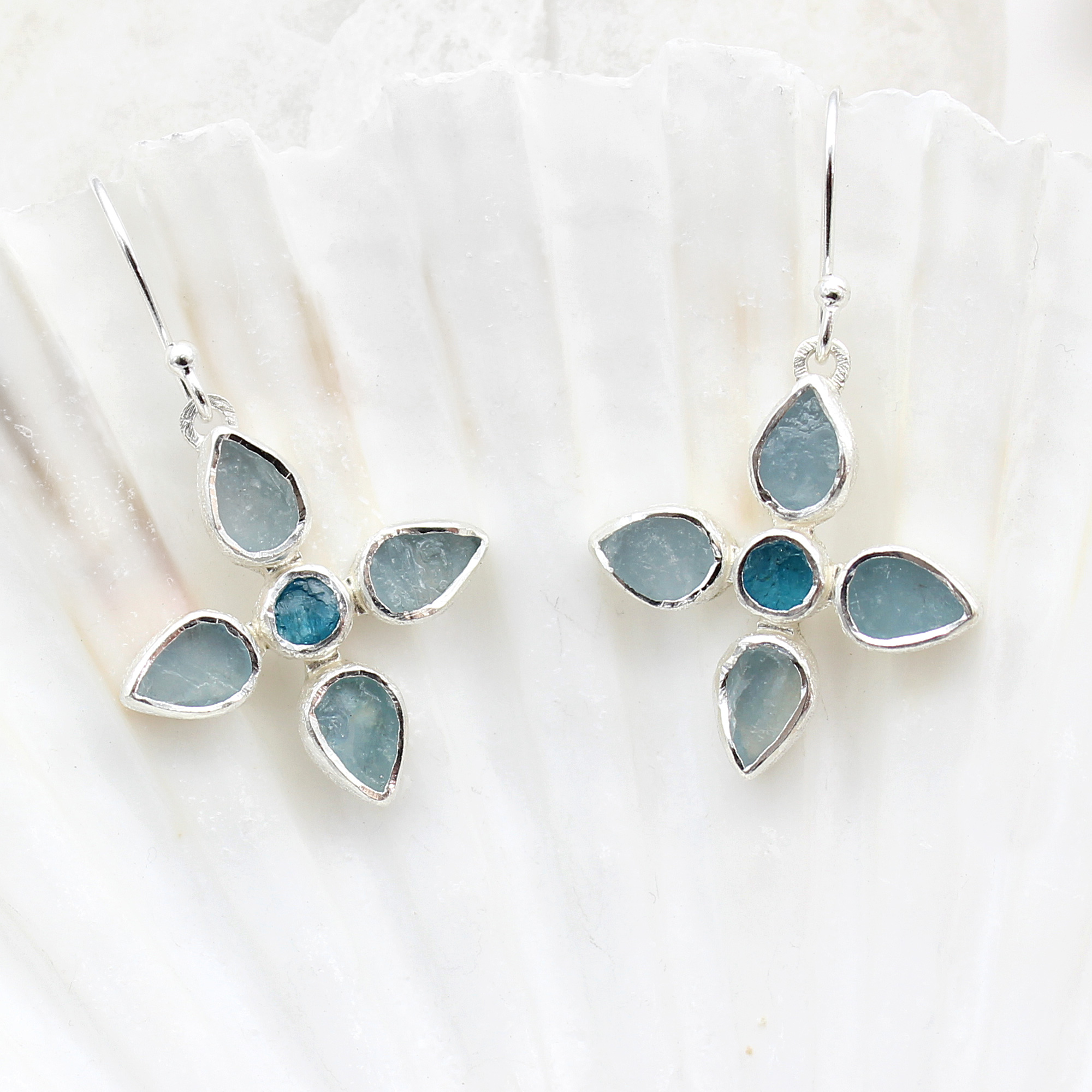 aquamarine-apatite-gemstone-flower-earrings-ea055