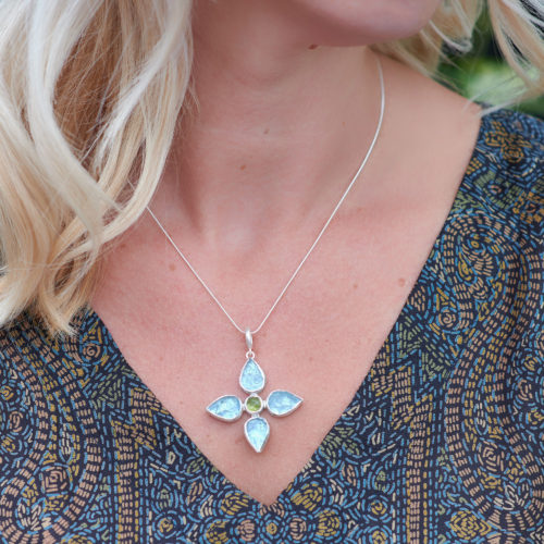 Handmade Aquamarine & Peridot Gemstone Flower Pendant Necklace