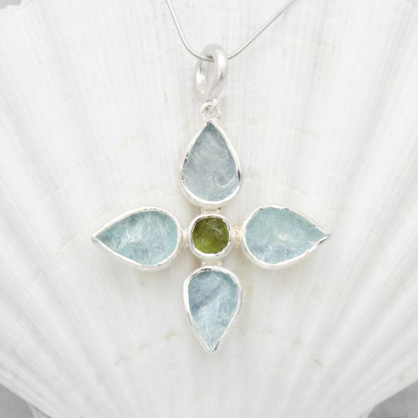 Handmade Aquamarine & Peridot Gemstone Flower Pendant Necklace