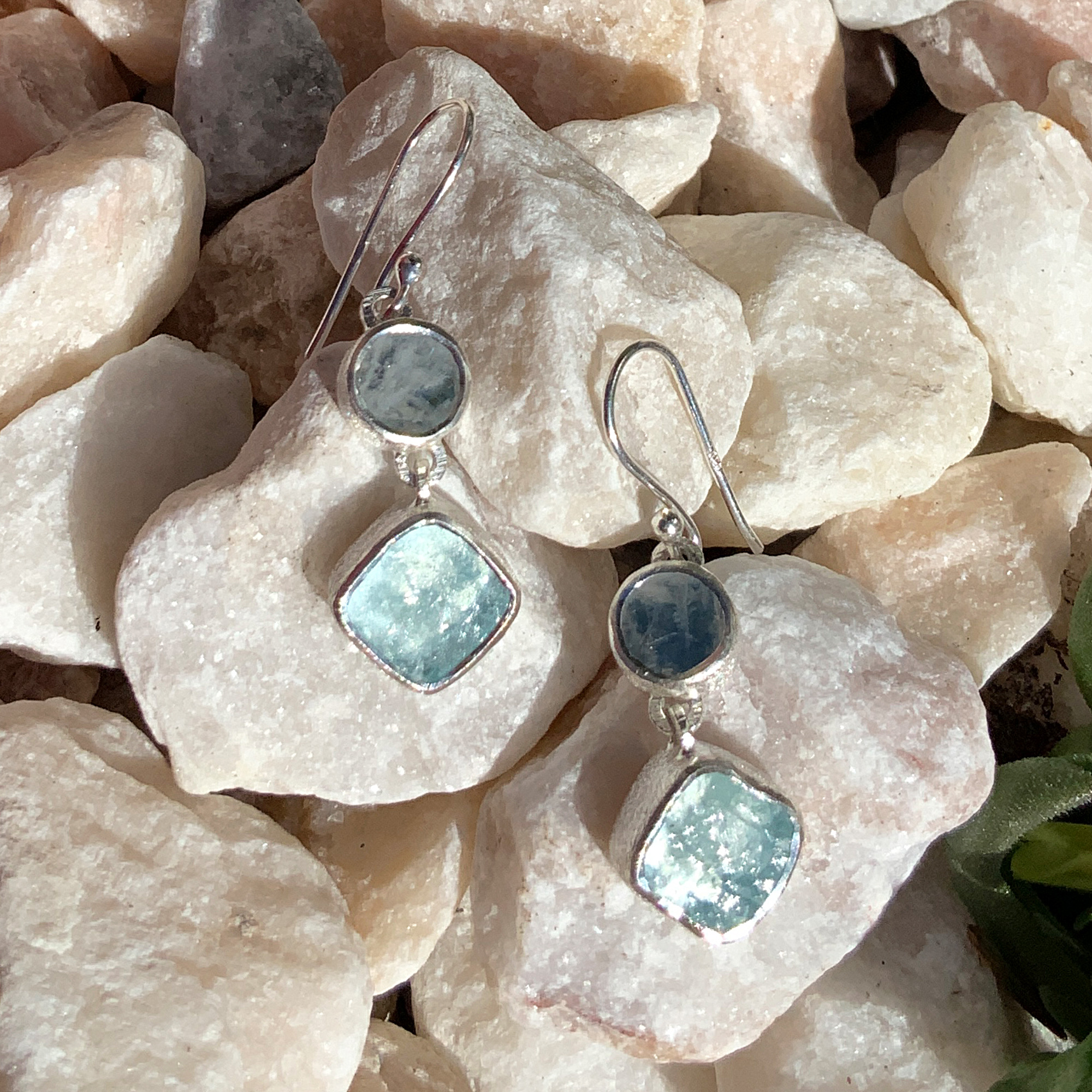 aquamarine-rainbowmoonstone-gemstone-earrings-ea052c