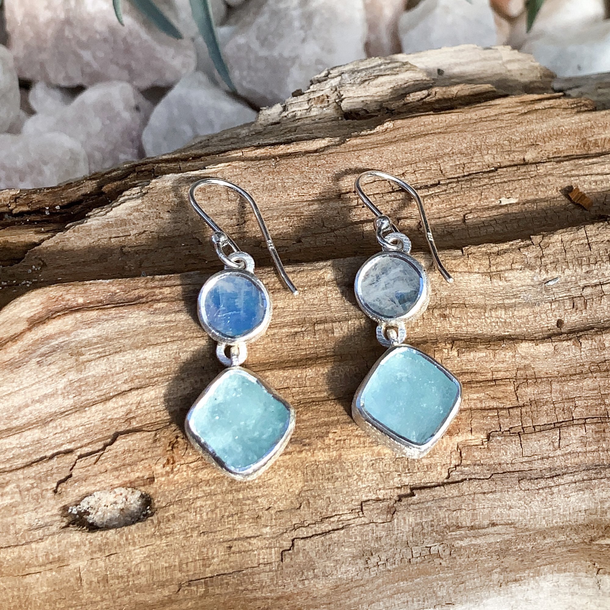 aquamarine-rainbowmoonstone-gemstone-earrings-ea052e